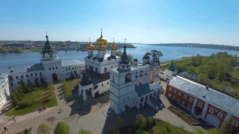 VR-полёт над Костромой: от стереоскопов 19 века до современных технологий