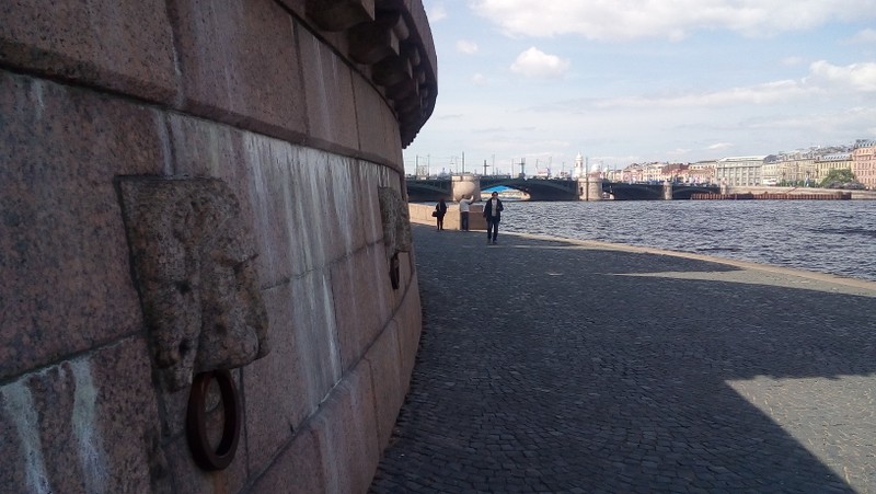Фото 11 - Обзорная экскурсия по Петербургу. Ансамбль Биржевой площади