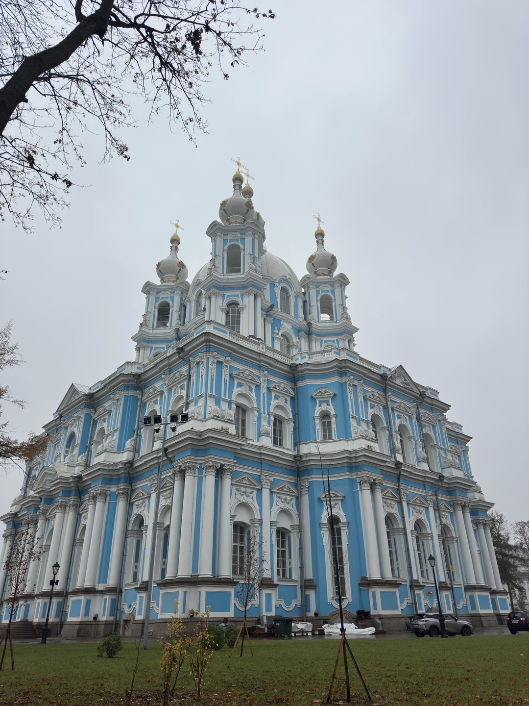 Смольный за 300 лет: от Смольного двора до убийства Кирова (Светлана)