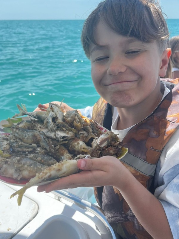 Виды Морская рыбалка с капитаном Марией в Адлере