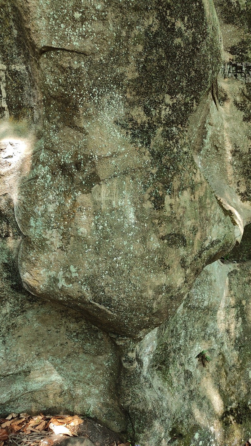 Насыщенная программа. Наибольшее впечатление осталось от природного моста. Сам переход к нему уже приключение: путь пролегает