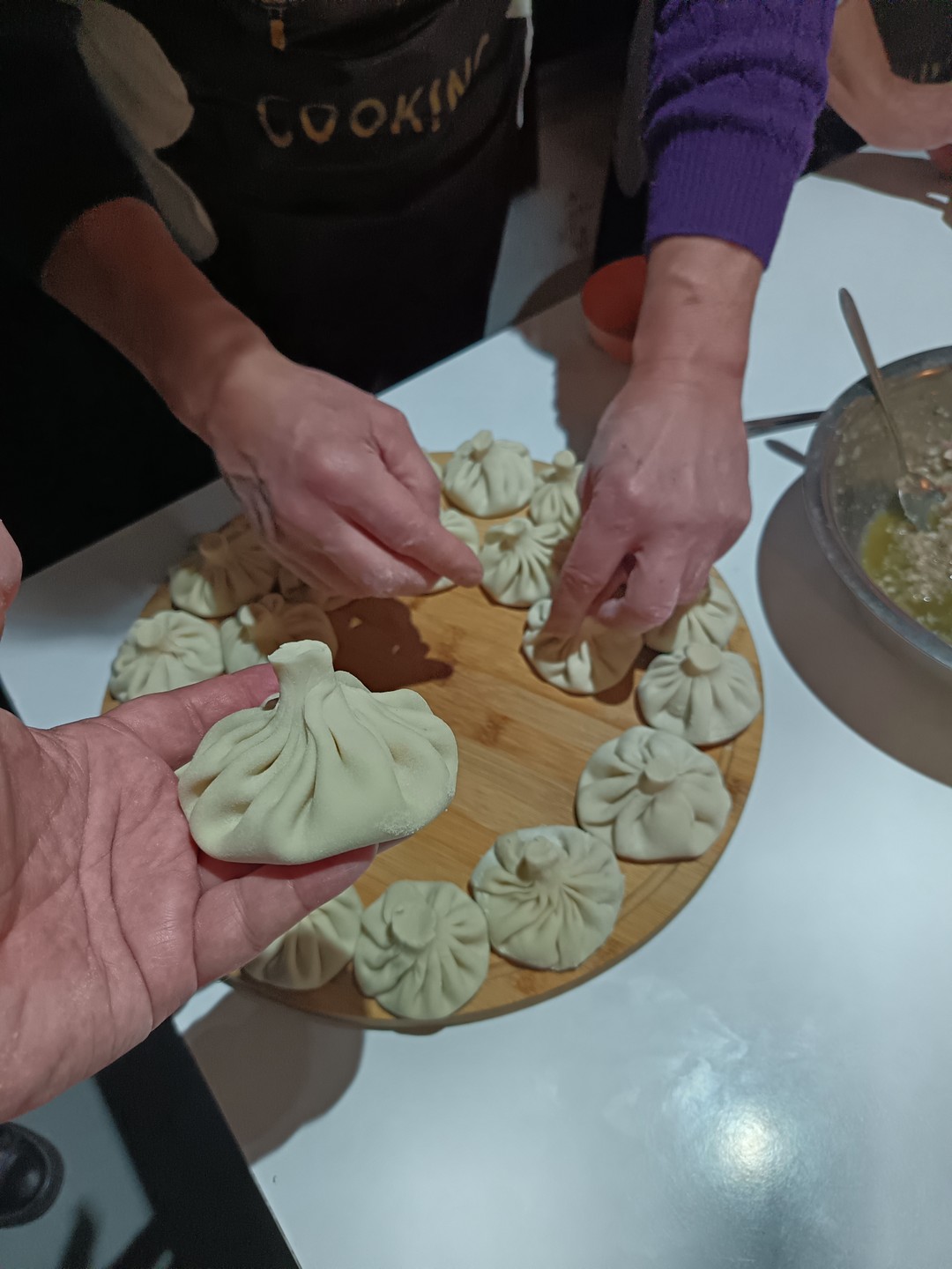 Это очень качественное и душевное мероприятие. Редко, когда я берусь что-то порекомендовать, но мастер-класс, который провели