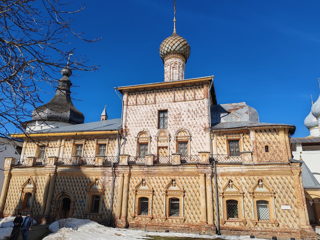 Экскурсия прошла на одном дыхании. С первых секунд Станислав буквально гипнотизирует своей эрудицией и безграничной любовью