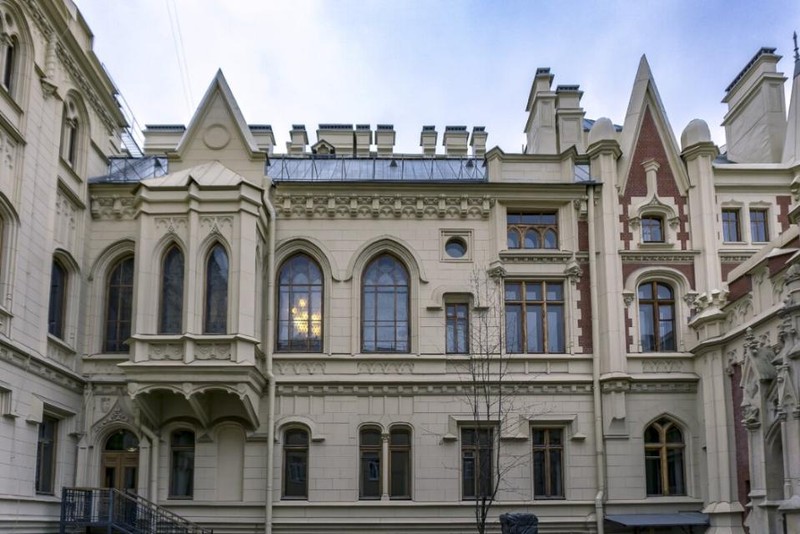 Аристократия Санкт-Петербурга: биографии, драмы, судьбы эмиграции