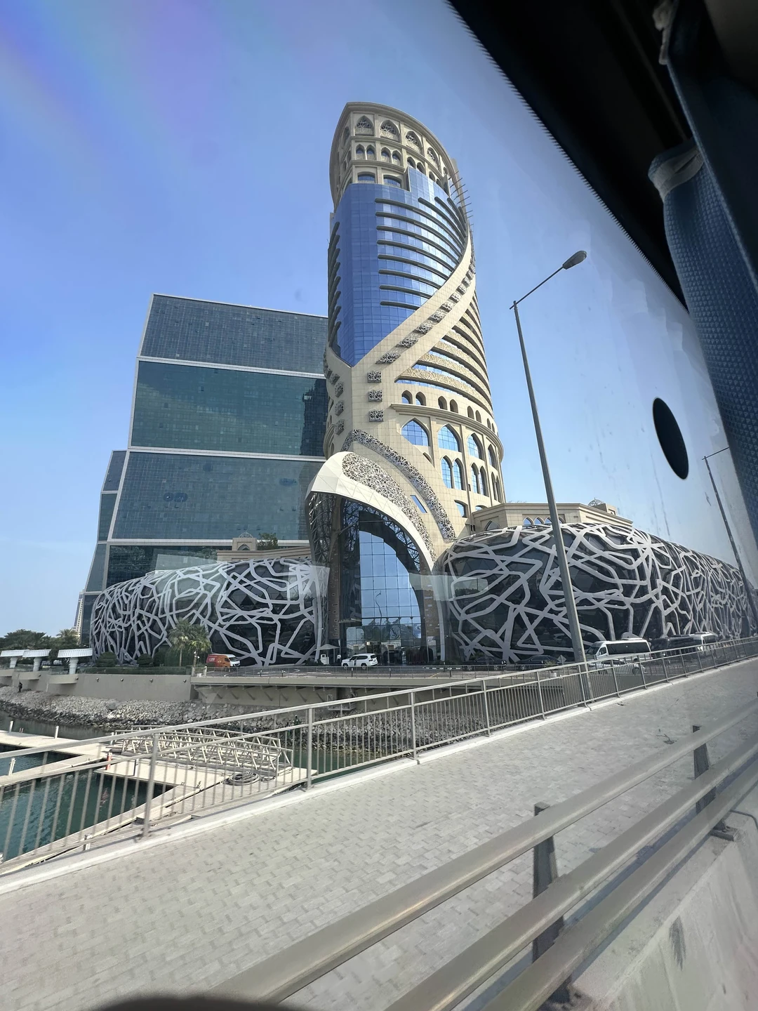 Отличная экскурсия, гид Дарья большая умничка! Узнали много интересных фактов из жизни катарцев и о стране