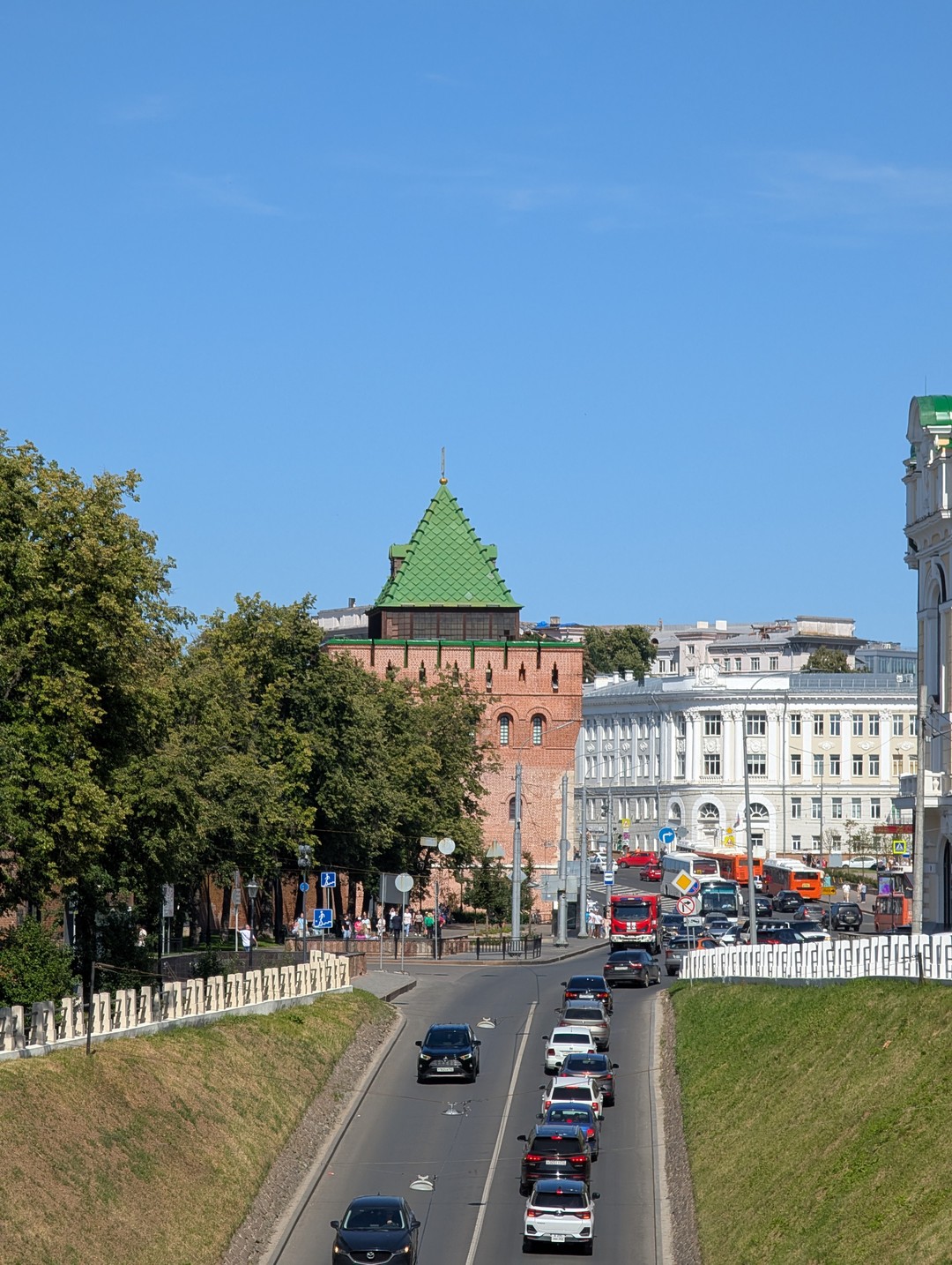 Смесь французского с нижегородским: архитектура, еда, быт (Алёна)