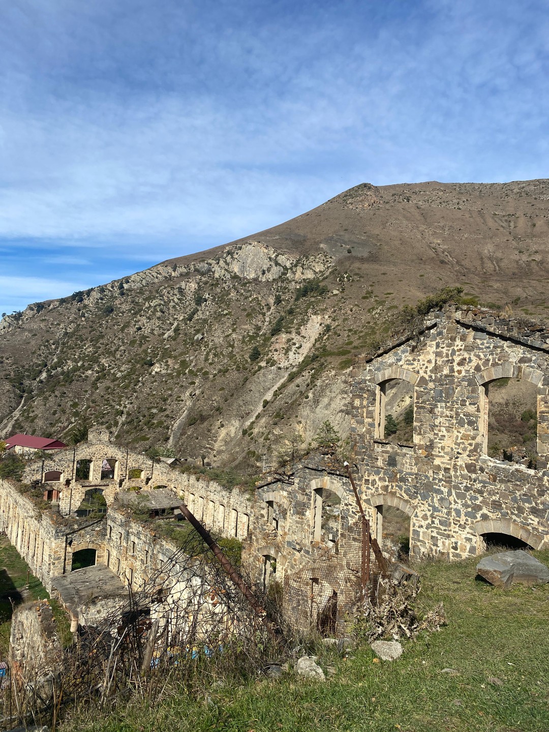 Экскурсия прошла великолепно. На меня очень сильное впечатление произвела Дигория, это одно из красивейших мест Северного
