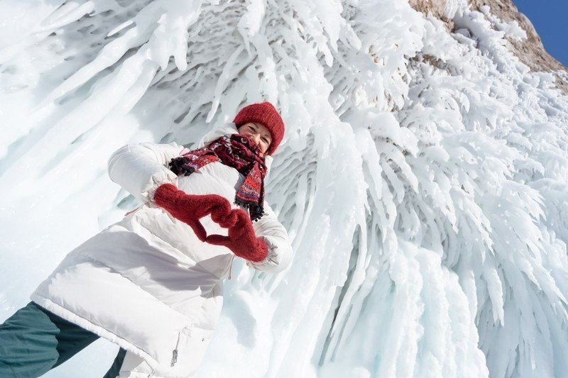 Фото отзыва 2: авторский тур "На озёрных коньках по льду Байкала: поход с ночёвками в палатках с печкой"