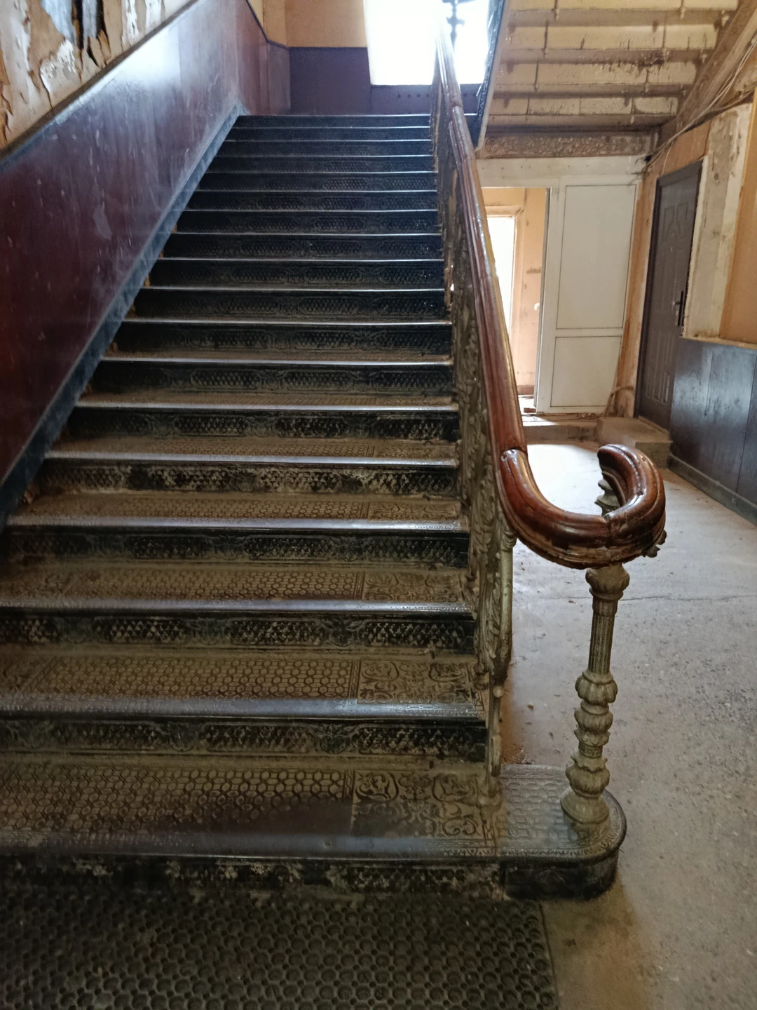 Огромное спасибо Ирине за экскурсию! Астрахань!! Мы влюбились в тебя!! Все стороны города,его самобытность и саму