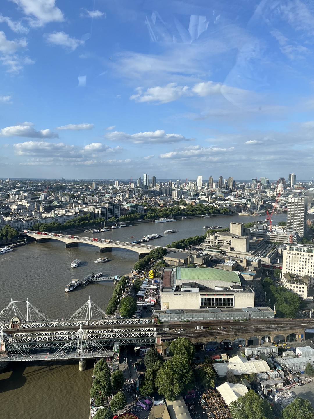 Нашим гидом был Влад-замечательный и очень харизматичный молодой человек. Влад очень хорошо воспитан и у него