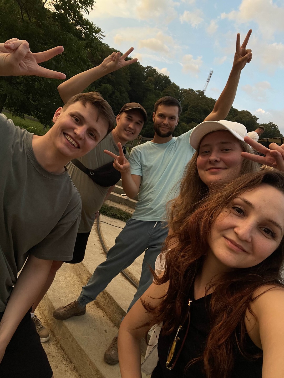 Спасибо Михаилу за проведенную экскурсию! Нам всем понравилось, было очень насыщенно, то что мы и хотели! Ожидания совпали с реальностью)