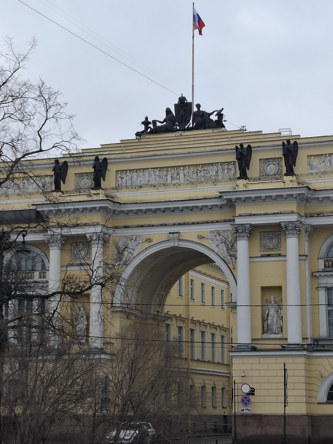 Сквозь легенды к истории Петербурга (Юлия)