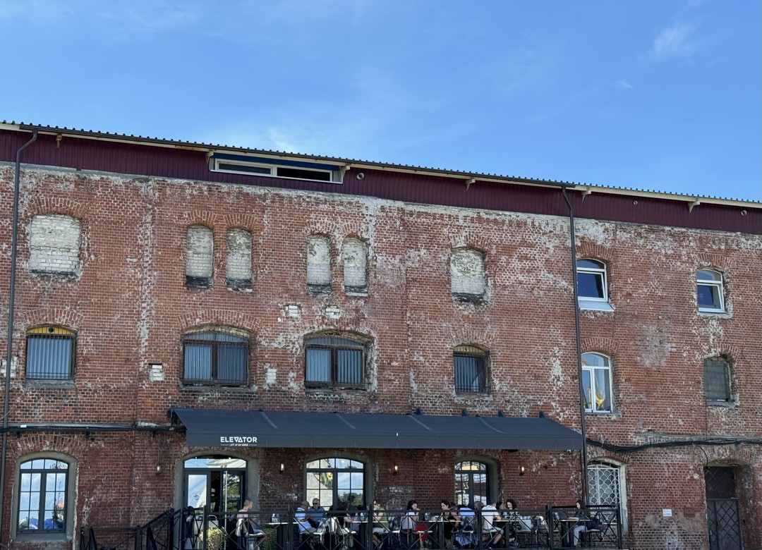 Замечательная экскурсия 🔥🔥🔥Мы без толпы и спешки прогулялись по вымощенным брусчаткой улицам исторического района Ратсхоф, посмотрели