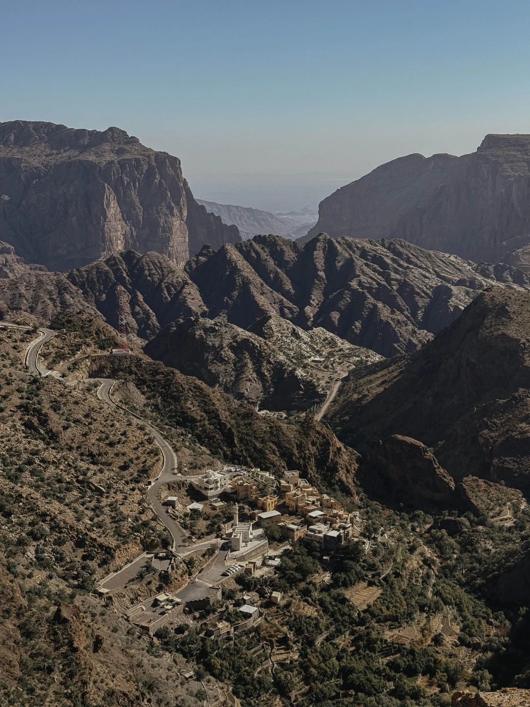 если будете в Омане, берите гида Данилу! Это просто как будто друга нашли, а не экскурсовода