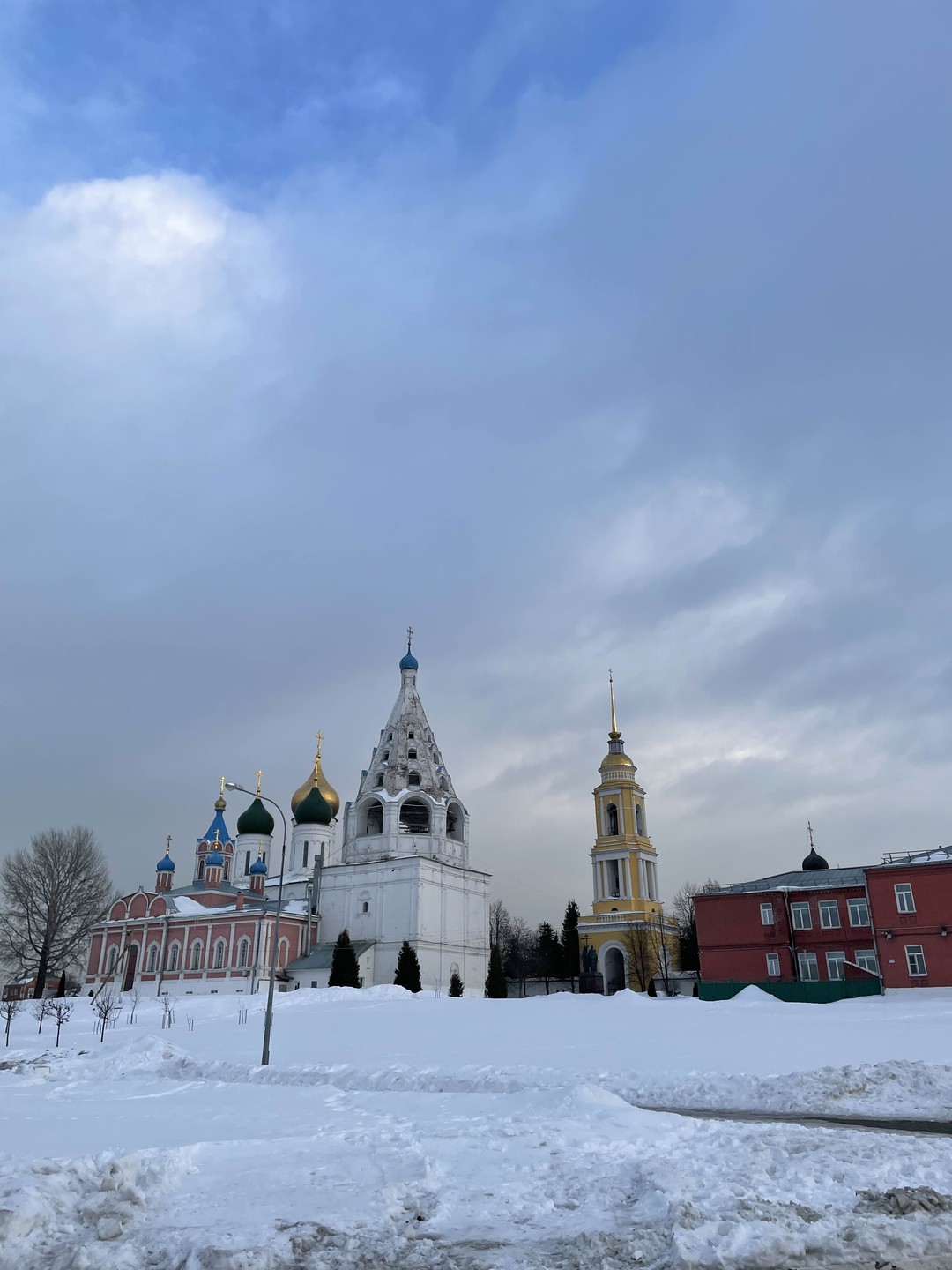 Экскурсия очень понравилась! Экскурсовод 👍 три часа прошли весело и непринужденно)