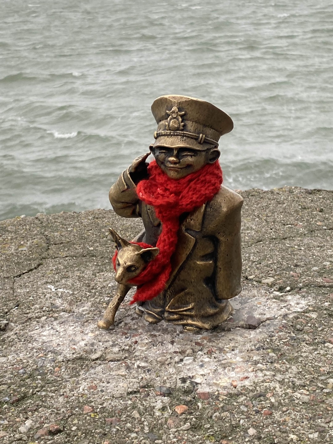 Прекрасная насыщенная экскурсия, на целый день) Реальность сильно превзошла наши ожидания! Владимир показал военные объекты, организовал