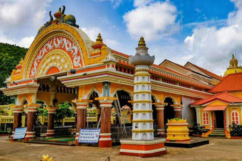 Пять храмов Гоа + обед на плантации специй