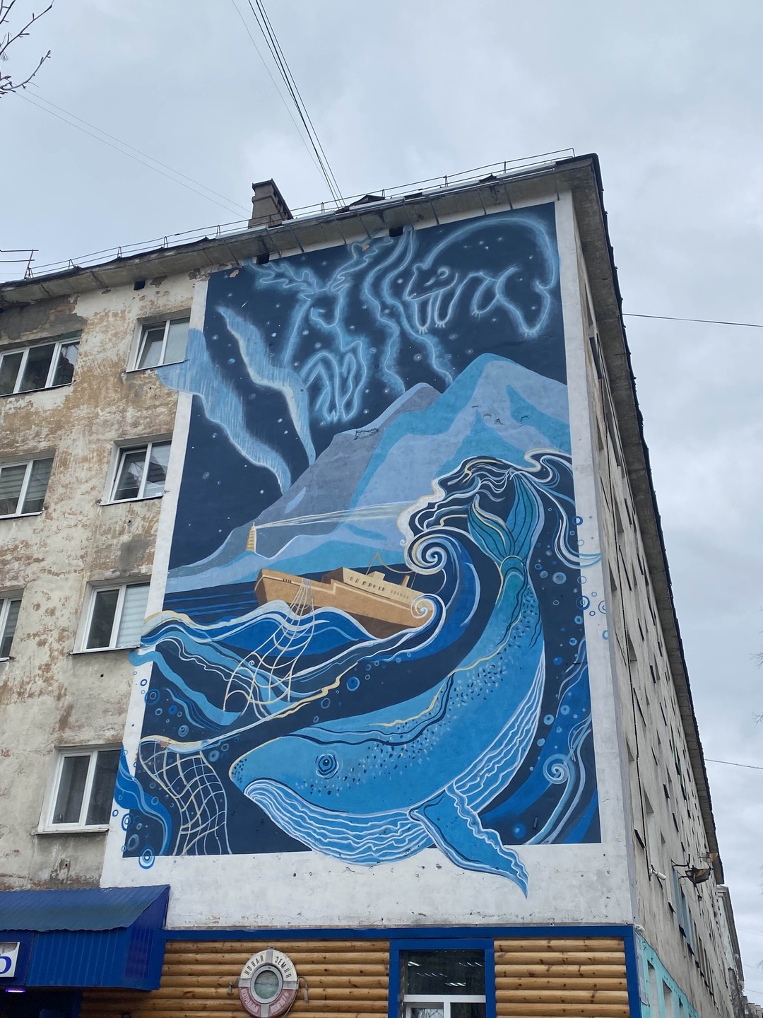 Классный гид, интересная экскурсия) Мария много знает и про сами работы, и про художников, и про