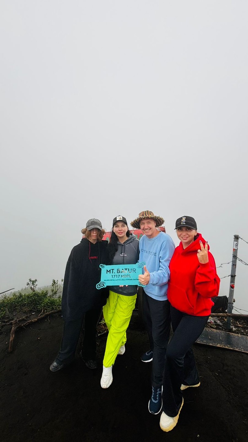 Давно мечтала о восхождение на вулкан и наконец то моя мечта сбылась! Брали индивидуальный тур с