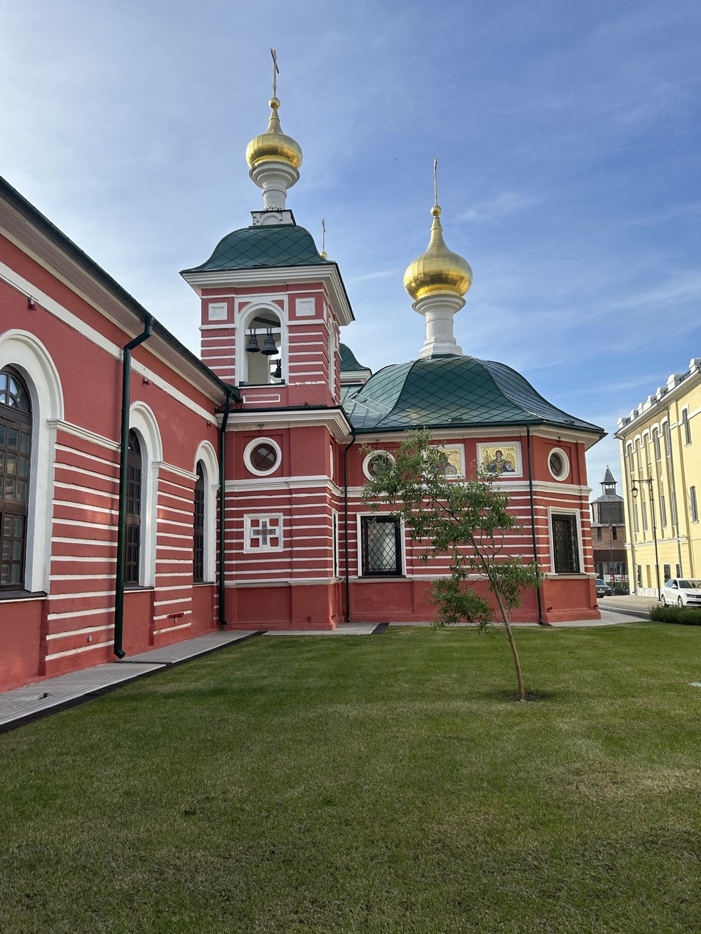 Всякая земля начинается от кремля... (3/9)