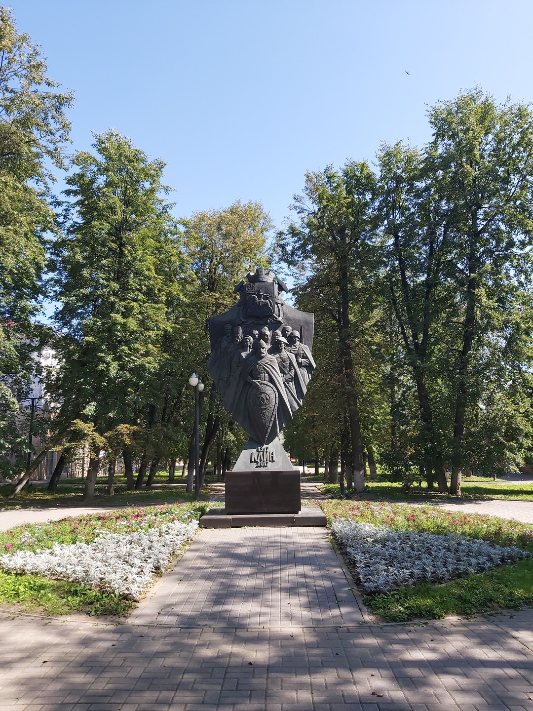 Очень хорошая экскурсия! Павел замечательно рассказывал про Клин и его историю. Периодически мы сталкивались с местами