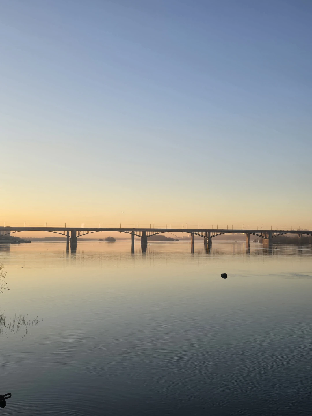 Экскурсия очень понравилась! Алина- замечательный рассказчик с прекрасным чувством юмора. Комфортный минивэн, безопасное вождение, много интересной