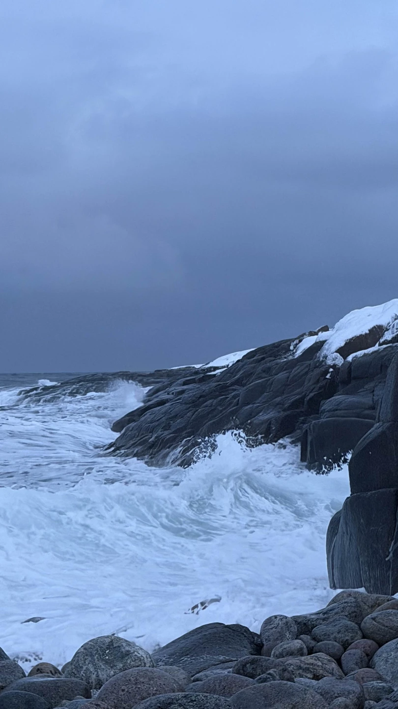 Хочу выразить огромную благодарность нашему гиду Сергею, поездка запомнилась от и до, благодарим за профессиональный и