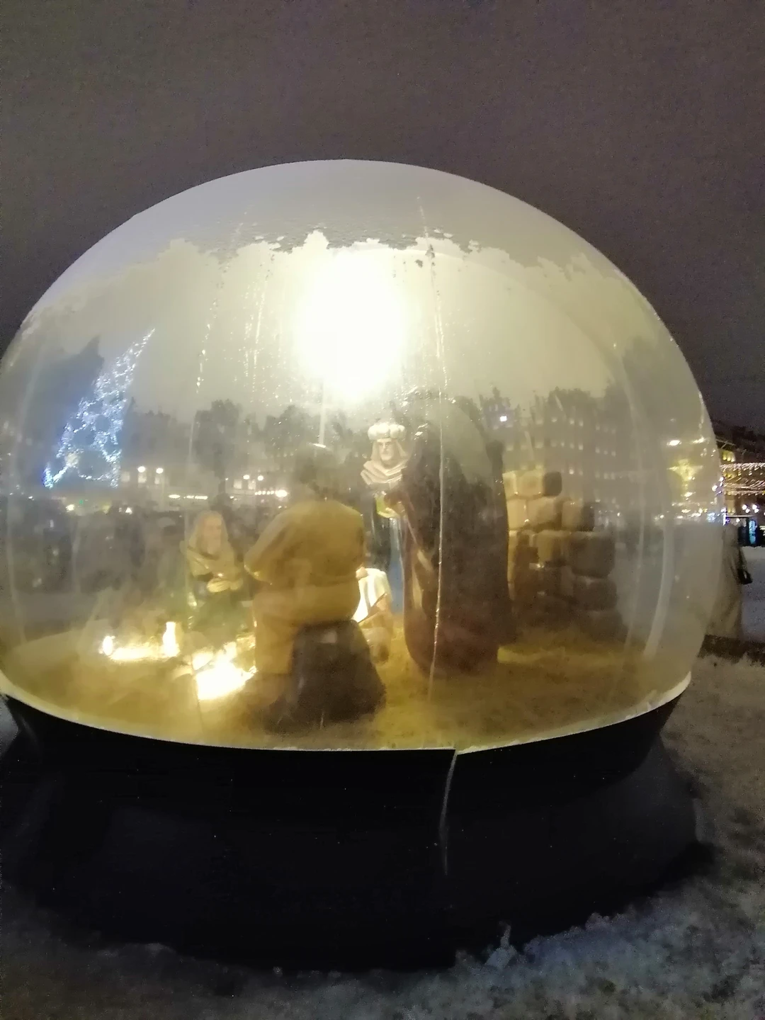 Была на Новогодней экскурсии 2 января. Большое спасибо экскурсоводу Елене за ее чуткое, отзывчивое и тёплое