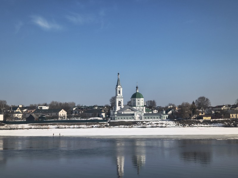 Нам очень повезло с гидом Мариной. Мы много где побывали, есть с кем сравнивать. Марина выросла