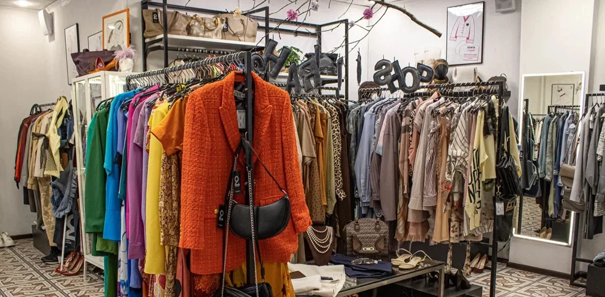 Где одеться и сэкономить: лучшие секонд-хенды Москвы