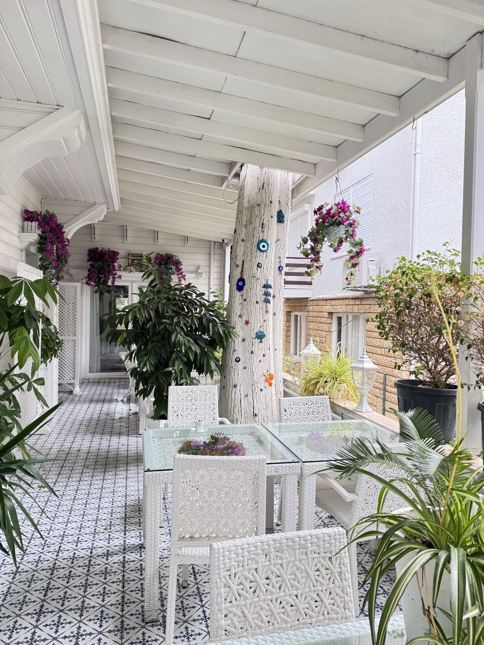 Экскурсия с Эльвином оставила у меня очень приятное впечатление. Он был очень информативен, терпеливо отвечал на