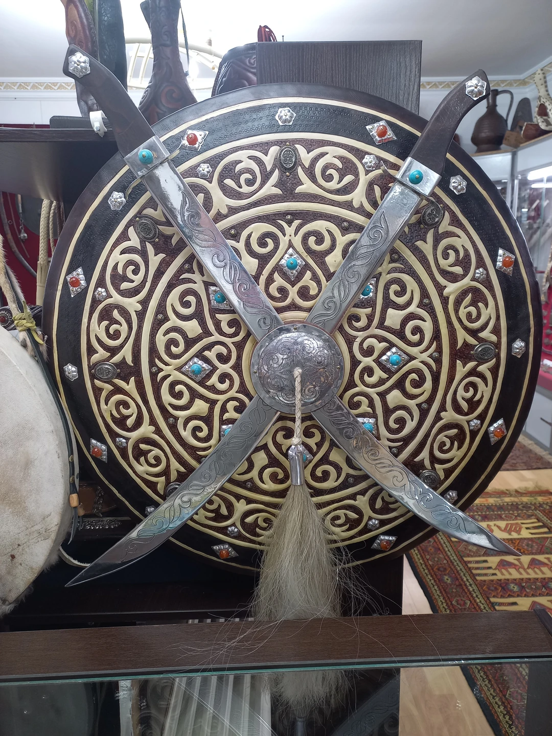 Прекрасная Жанар, спасибо за интересную и познавательную экскурсию! Узнали много нового, в музее понравилось то, что