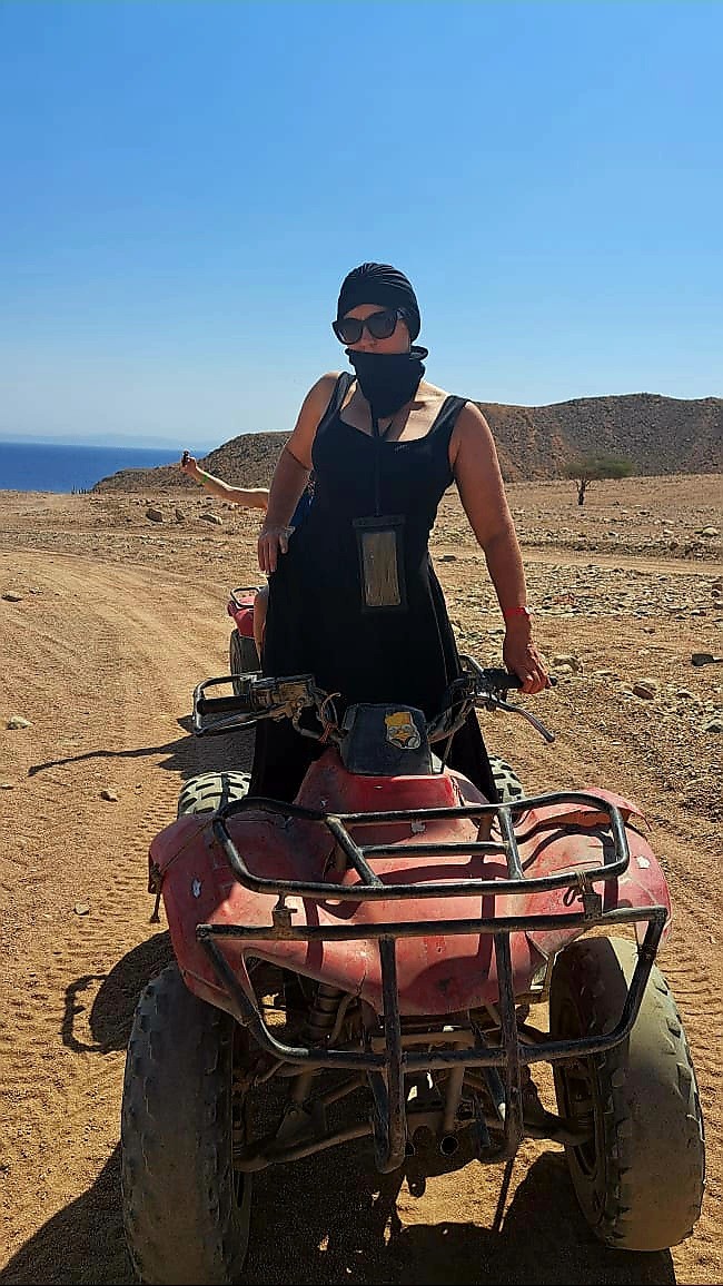 Очень понравилась экскурсия) насыщенная, гид Мухамед замечательный, юморил, поддерживал, помогал, также как и фотограф))) пейзажи великолепные!