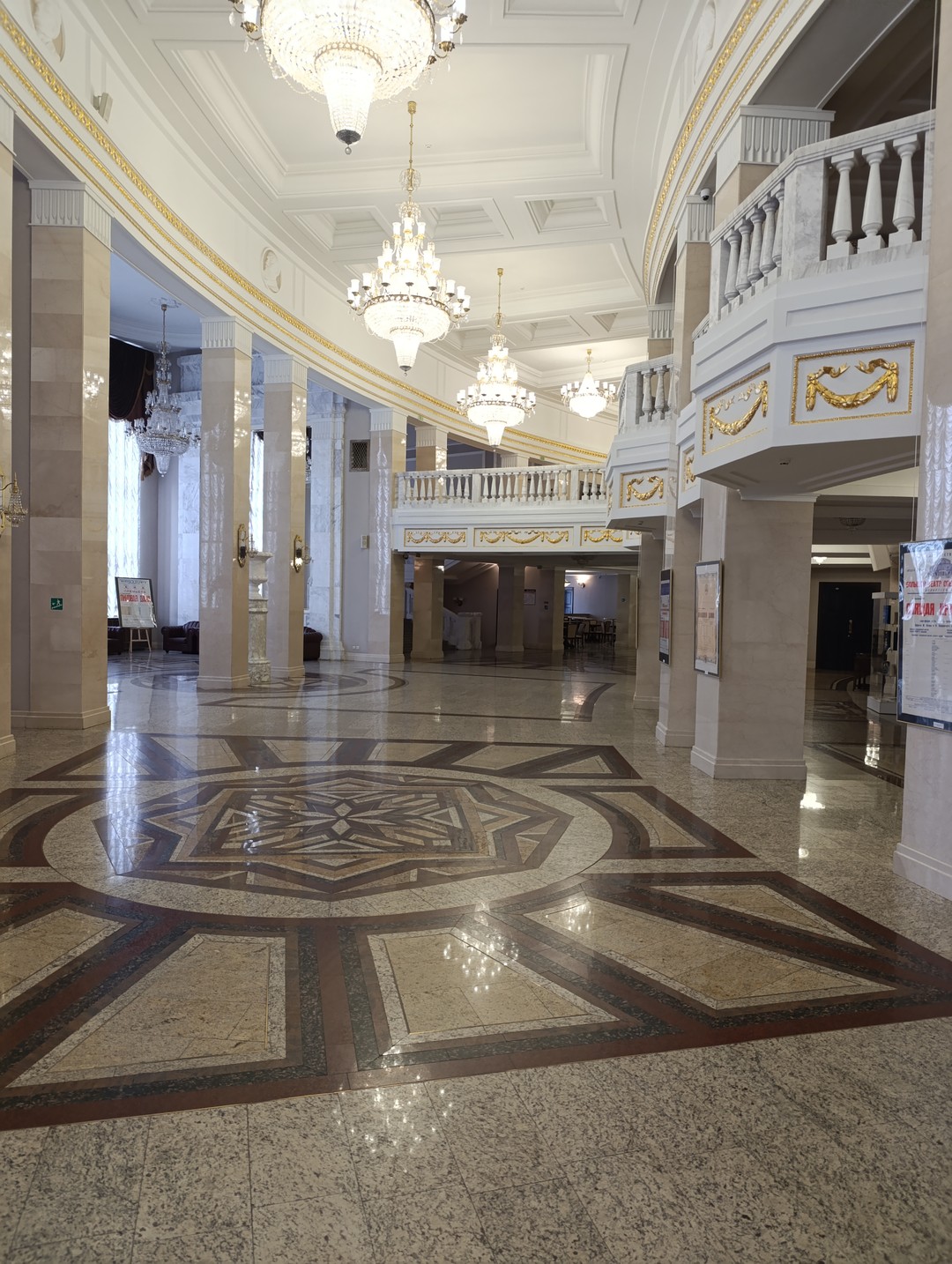 Прекрасная экскурсия! Интересно, познавательно и атмосферно! Под большим впечатлением! Спасибо огромное)