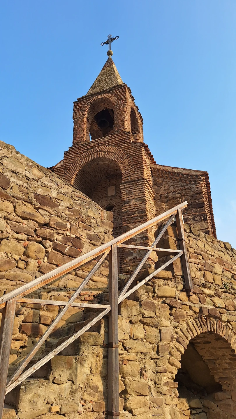 Экскурсия очень понравилась, отличный гид Бесо - великолепный рассказчик, водитель тоже отличный. Мы были только вдвоём