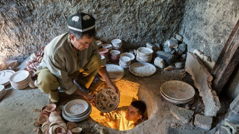 Резиденция эмира, центр гончарного искусства, переезд в Самарканд