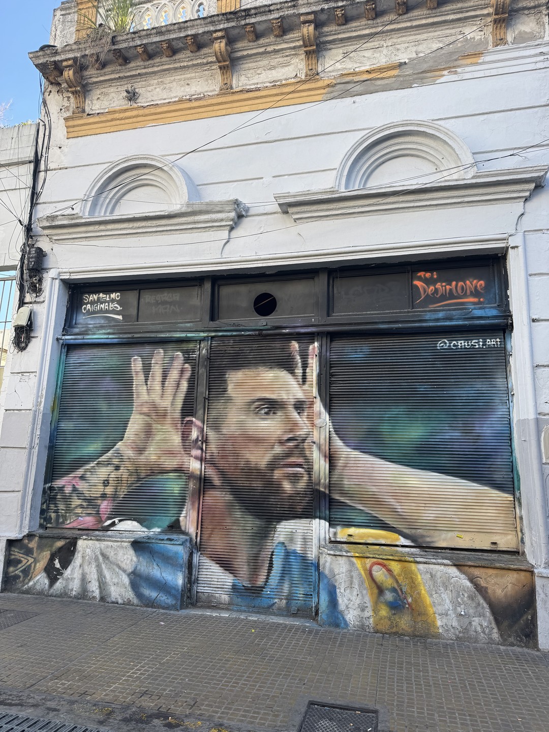 Нам очень понравилась экскурсия! Светлана очень позитивная девушка, знающая город на 💯. Мы не просто узнали