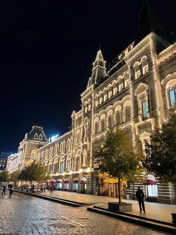 По барам Китай-города: горячие истории и горячительные напитки