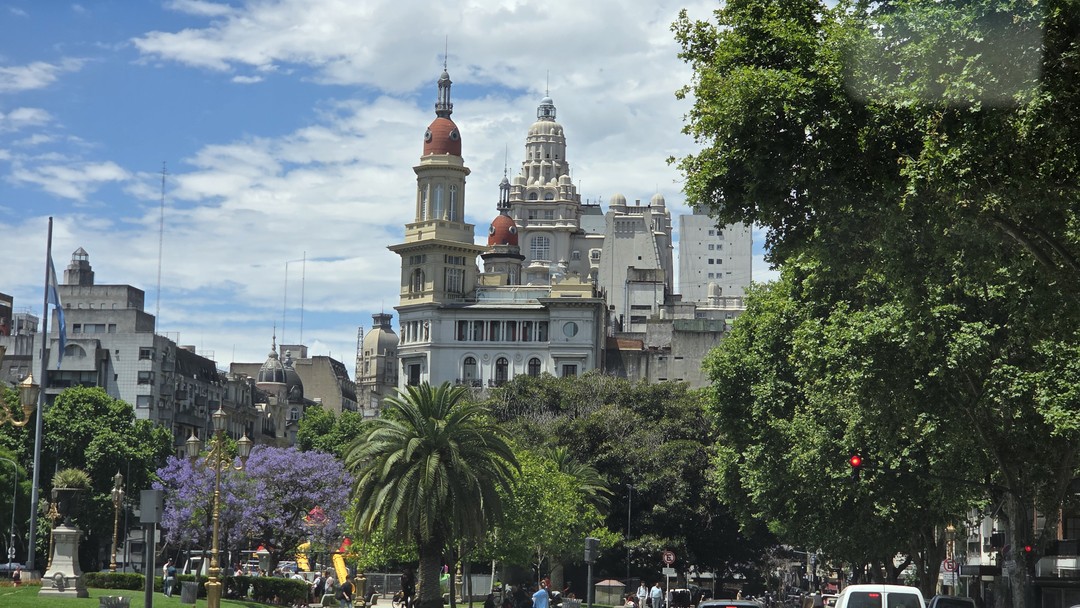 Как первое знакомство с Буэнос Айресом, с которым для знакомства конечно нужно намного больше времени, эта