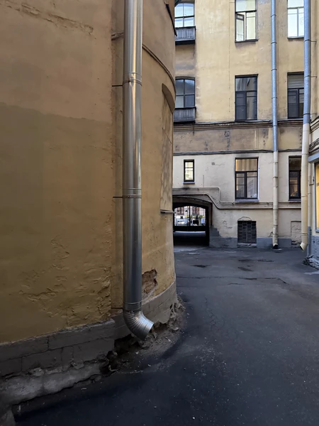 Отличная экскурсия, достаточное количество интересных локаций с атмосферой, спасибо!