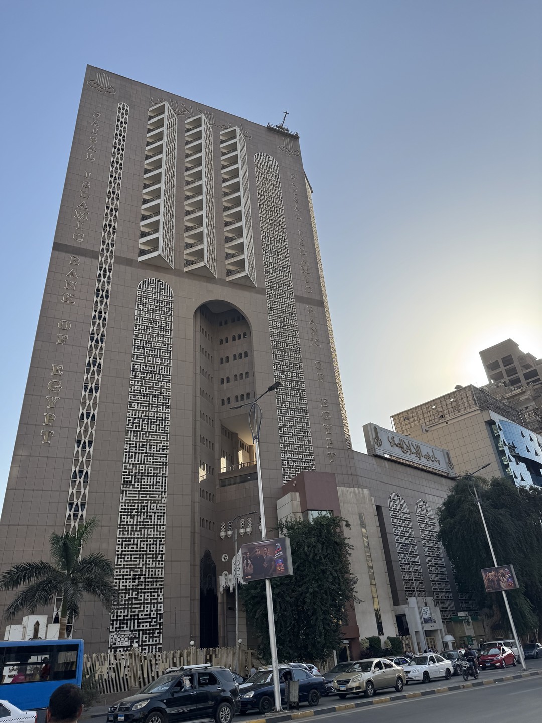 Очень заботливые и внимательные гиды (Валид и команда), всегда были на связи, отвечали на все вопросы