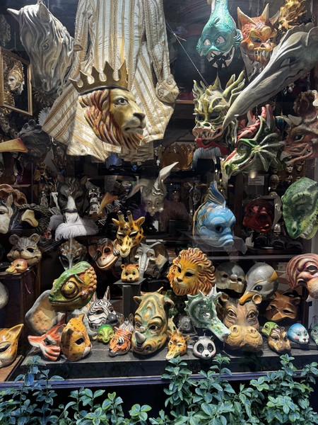 Прекрасная экскурсия! Удобная и структурированая подача информации. Увидели отдельные места, о которых даже не знали. Благодарю