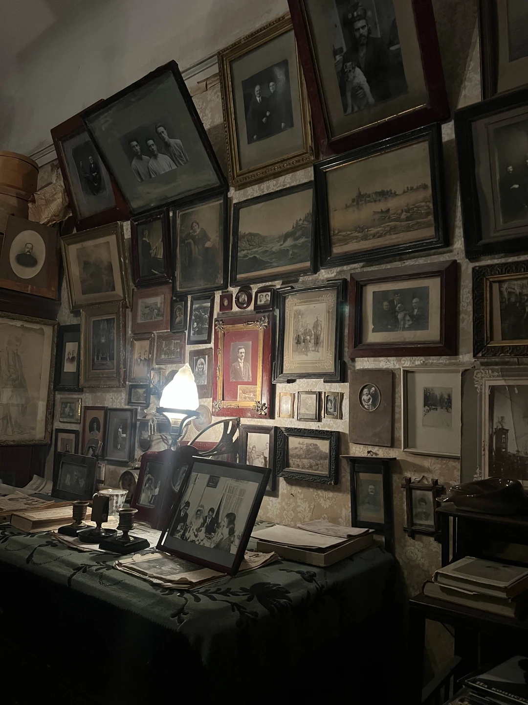 Ленинградские коммуналки - снаружи и изнутри (Элеонора)