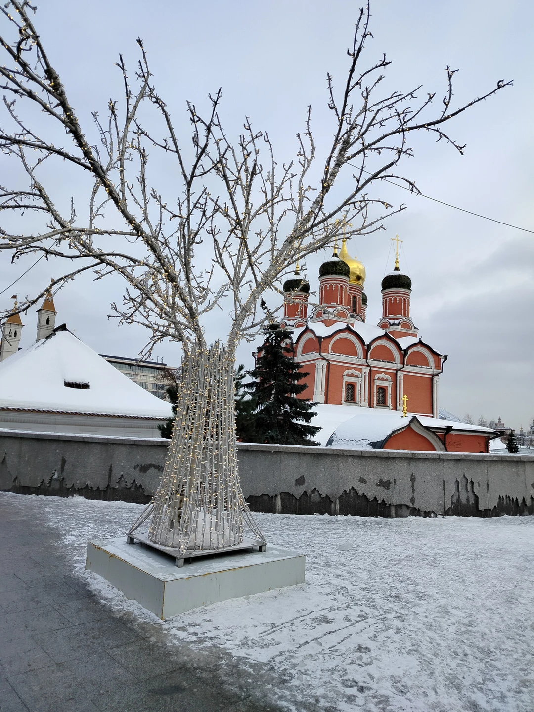Спасибо Татьяне за содержательную экскурсию. За 2 часа дана краткая информация. Но на большее расчитывать и