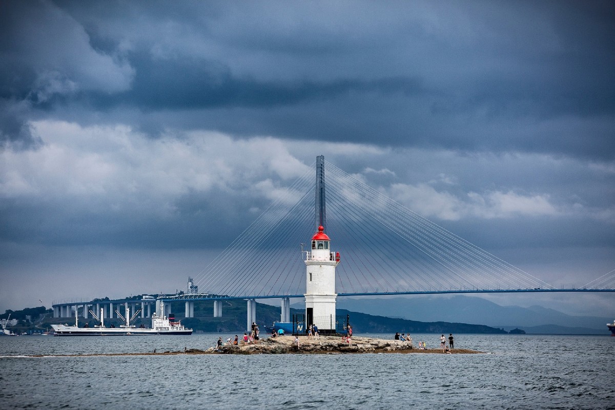 4 маяка, 3 острова, красные скалы острова Шкота и тюлени (6/9)