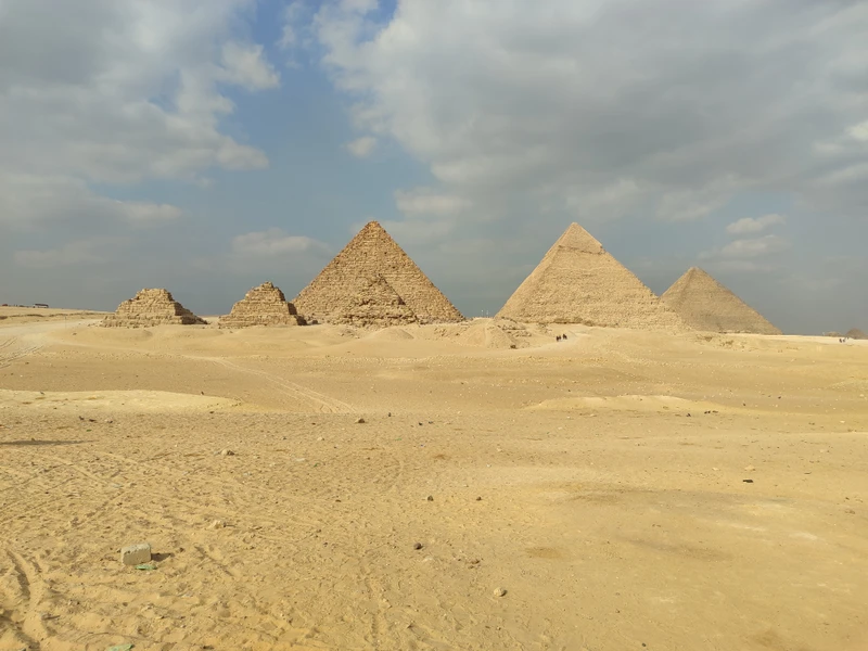 Пирамиды Гизы и Большой Египетский музей