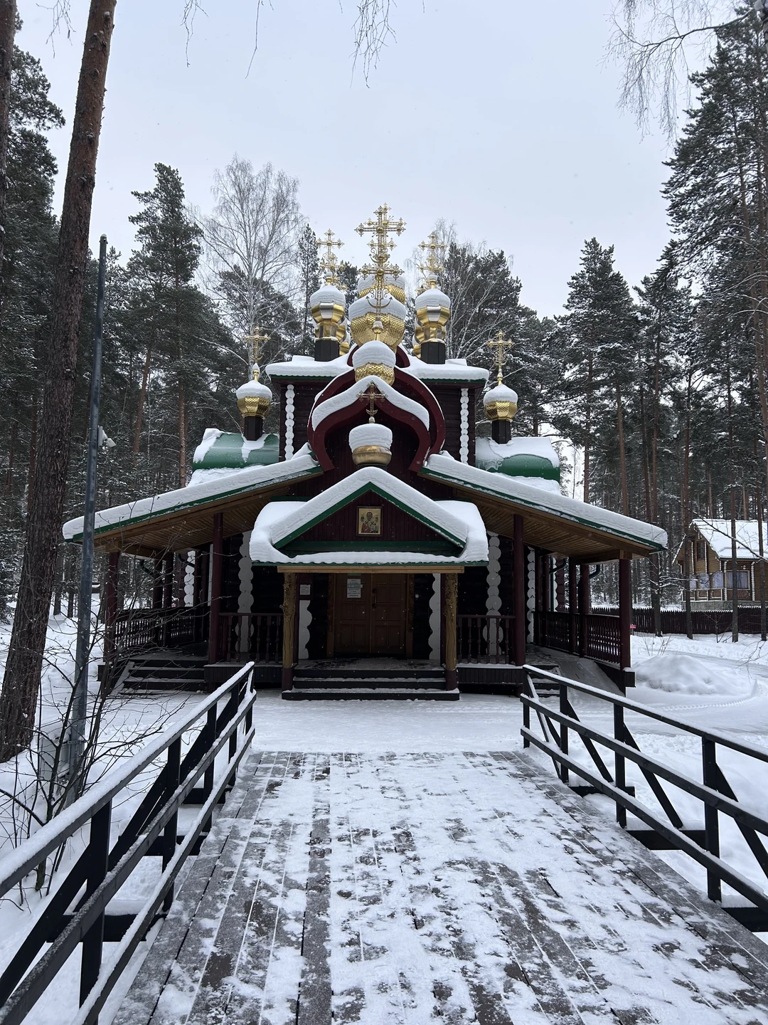 Экскурсия очень понравилась,узнала для себя много нового,посмотрели места истории убийства семьи Романовых и вообще об истории