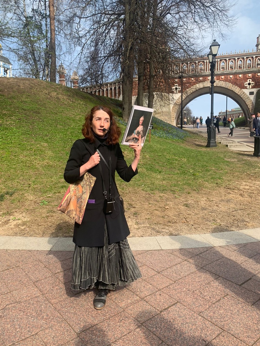 Екатерина - замечательный экскурсовод с фундаментальными знаниями истории России. Экскурсия по Царицыно была не просто интересной