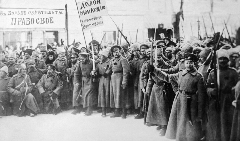 Фото - Экскурсия: "По местам Революции 1917 года с историком"