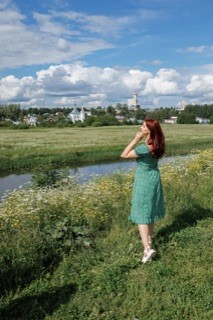 Хотим выразить благодарность Эле за прекрасную прогулку. Все как договаривались, Эля провела нас по самым красивым